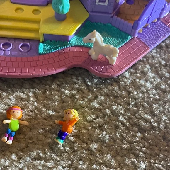 Polly pocket magical mansion' Purple & Pink Toy Play Mansion with Accessories - Picture 10 of 10